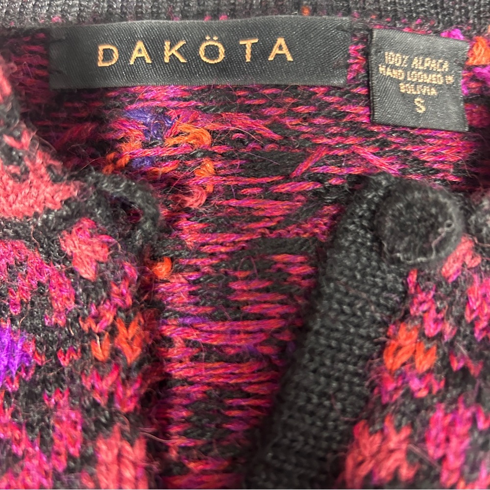Dakota Cardigan 100% Alpaca Hand Loomed in Bolivia Women’s Size S Button Closure - Picture 8 of 10